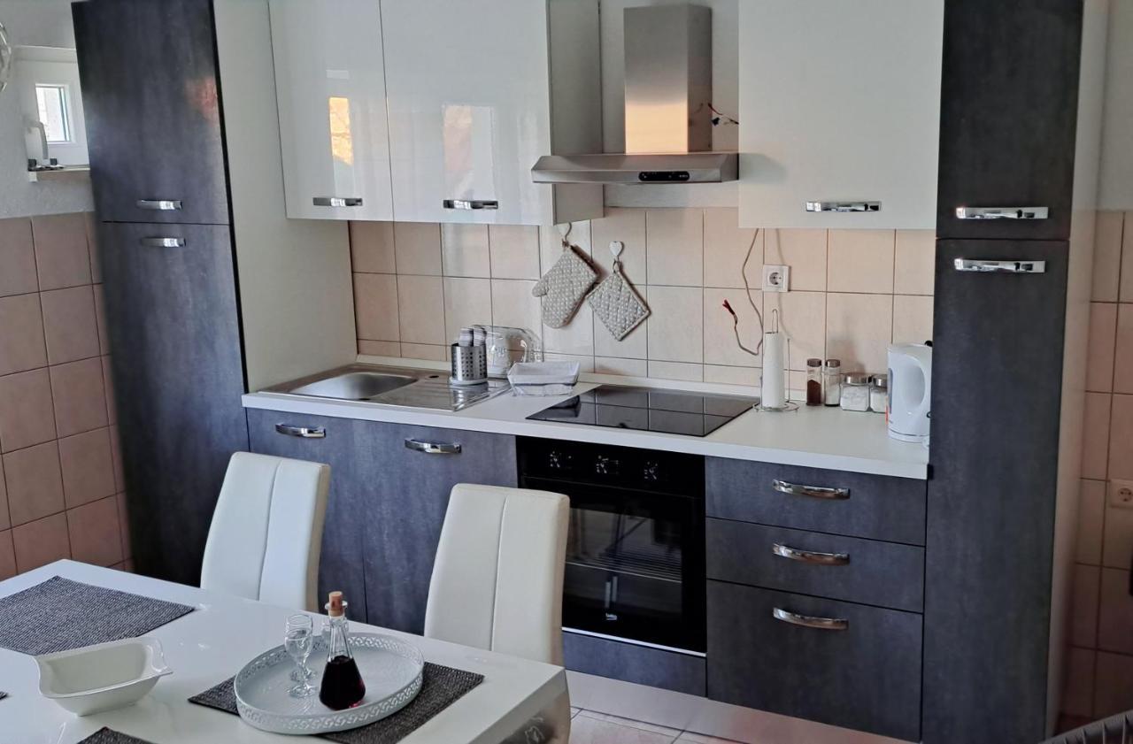 Maria Apartments Kaštela Esterno foto